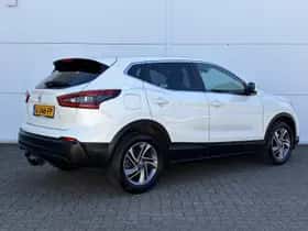 Nissan Qashqai (2019) thumbnail 3
