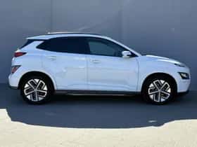 Hyundai Kona (2023) thumbnail 13