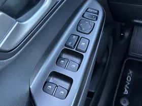 Hyundai Kona (2023) thumbnail 20