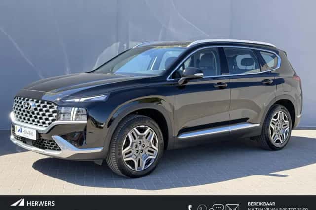 Hyundai Santa Fe (2023) thumbnail 1