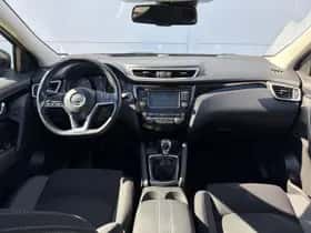 Nissan Qashqai (2019) thumbnail 2