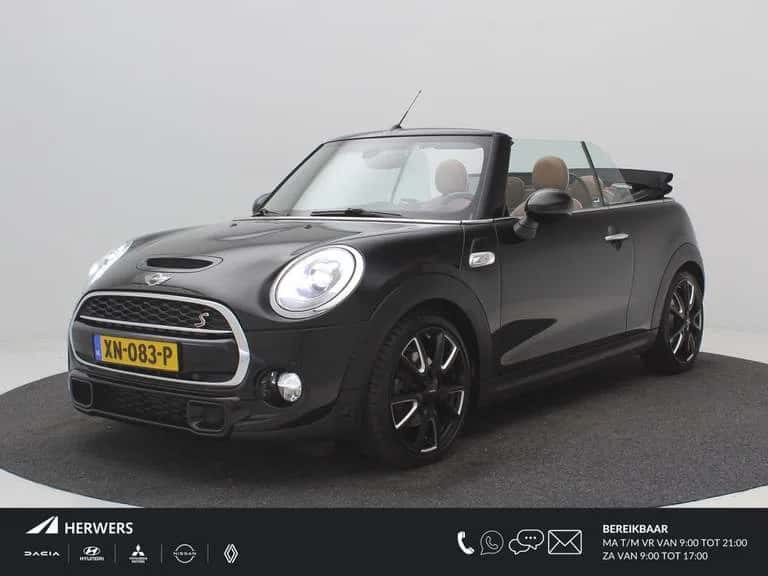 MINI Cabrio (2018) — foto 1