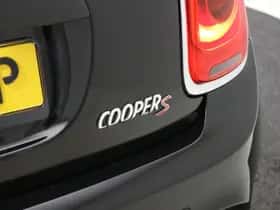 MINI Cabrio (2018) thumbnail 18