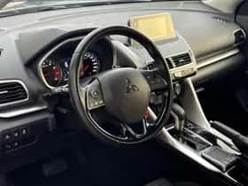 Mitsubishi Eclipse Cross (2020) thumbnail 24