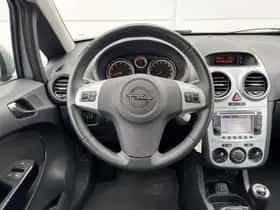 Opel Corsa (2012) thumbnail 13