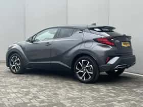 Toyota C-HR (2021) thumbnail 16