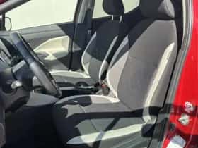 Nissan Micra (2018) thumbnail 6
