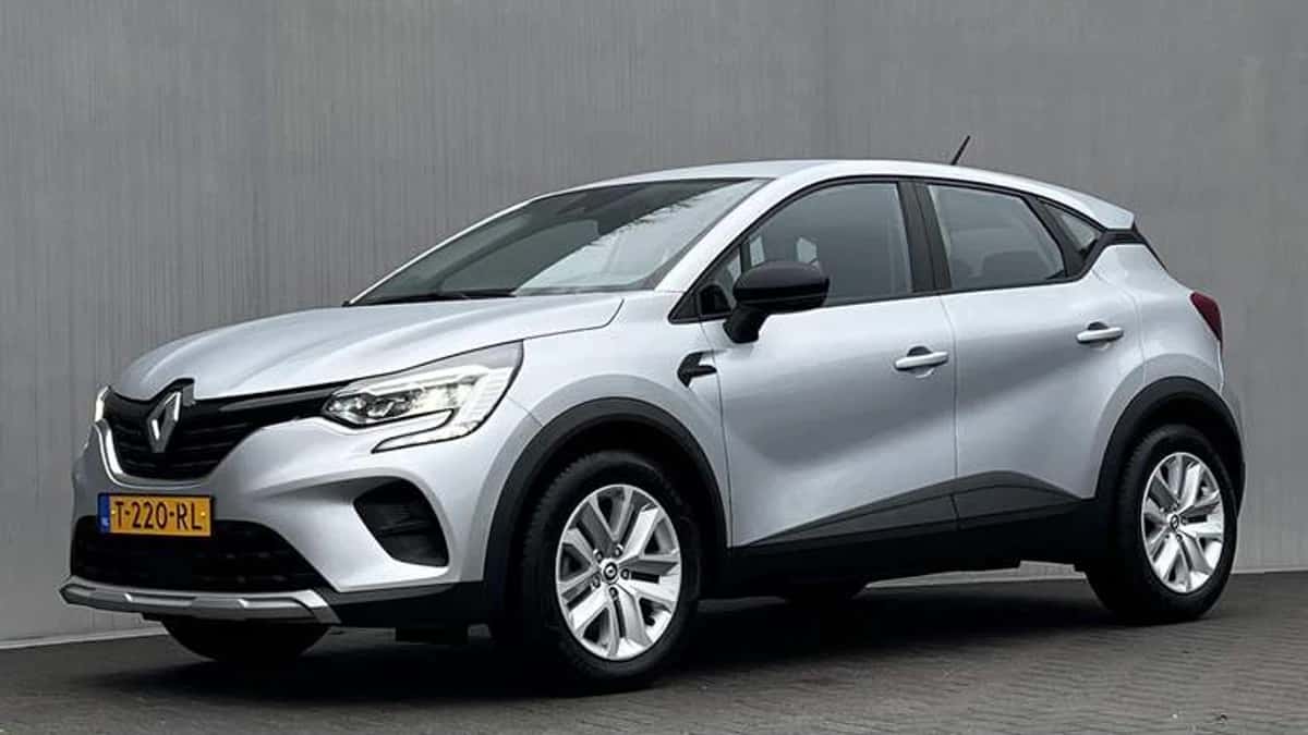 Renault Captur (2023) — foto 1
