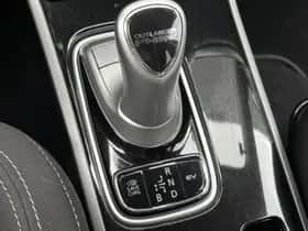 Mitsubishi Outlander (2021) thumbnail 21