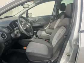 Fiat Punto (2019) thumbnail 38