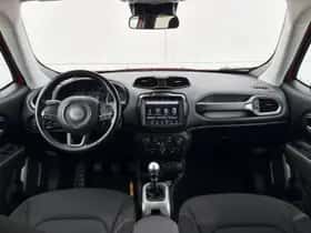Jeep Renegade (2019) thumbnail 2