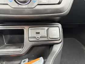 Jeep Renegade (2019) thumbnail 26