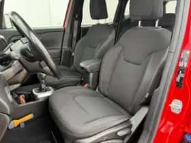 Jeep Renegade (2019) thumbnail 8