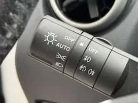Nissan Qashqai (2011) thumbnail 12