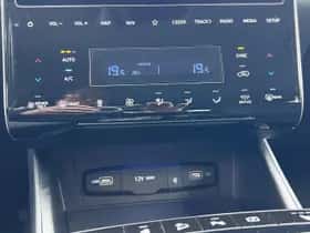 Hyundai Tucson (2022) thumbnail 16