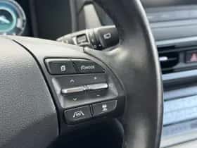 Hyundai Kona (2022) thumbnail 16