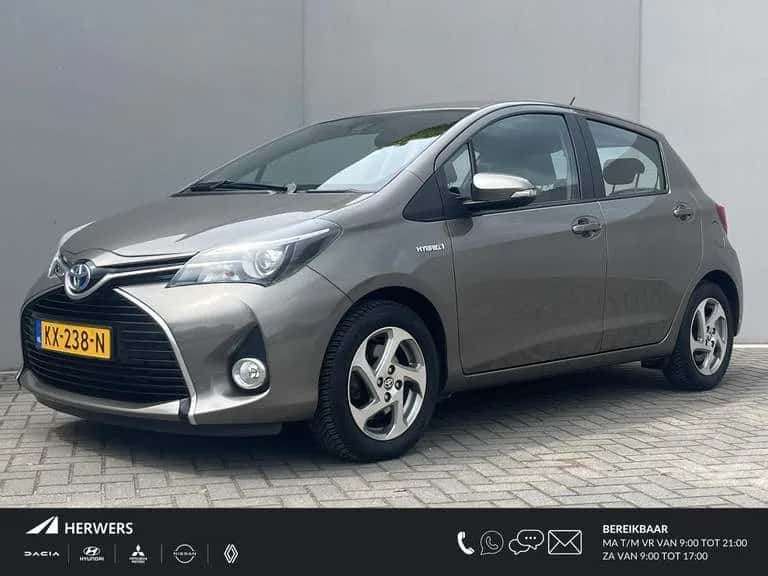 Toyota Yaris (2016) — foto 1