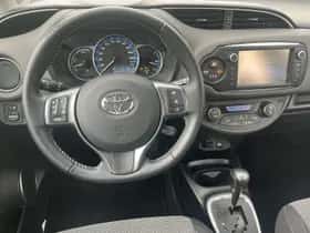 Toyota Yaris (2016) thumbnail 45