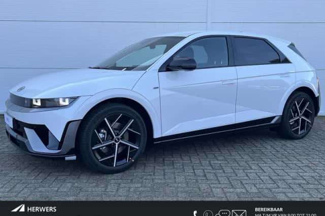 Hyundai Ioniq 5 (2026) thumbnail 1