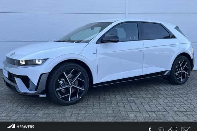 Hyundai Ioniq 5 (2026) thumbnail 1
