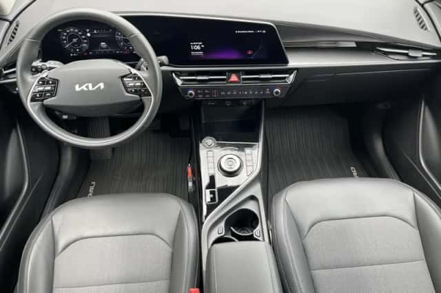 Kia Niro (2022) thumbnail 2
