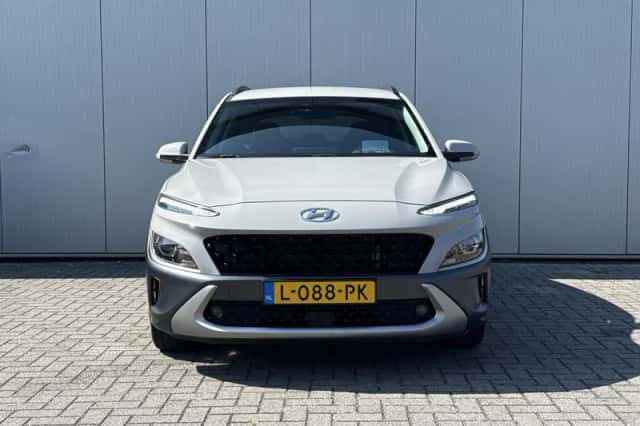 Hyundai Kona (2021) thumbnail 6