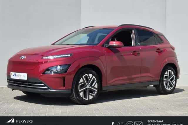 Hyundai Kona (2022) thumbnail 1