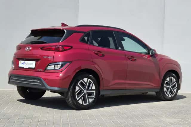 Hyundai Kona (2022) thumbnail 3