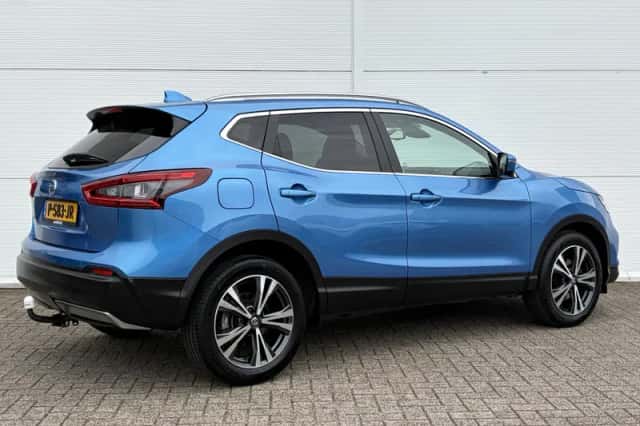 Nissan Qashqai (2019) thumbnail 3
