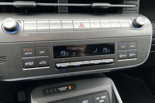 Hyundai Kona (2026) thumbnail 4