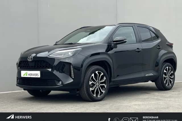 Toyota Yaris Cross (2025) thumbnail 1