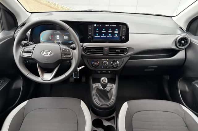 Hyundai i10 (2026) thumbnail 2