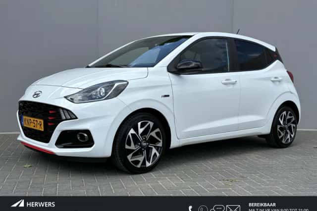 Hyundai i10 (2021) thumbnail 1