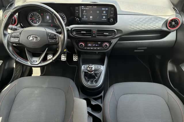 Hyundai i10 (2021) thumbnail 2