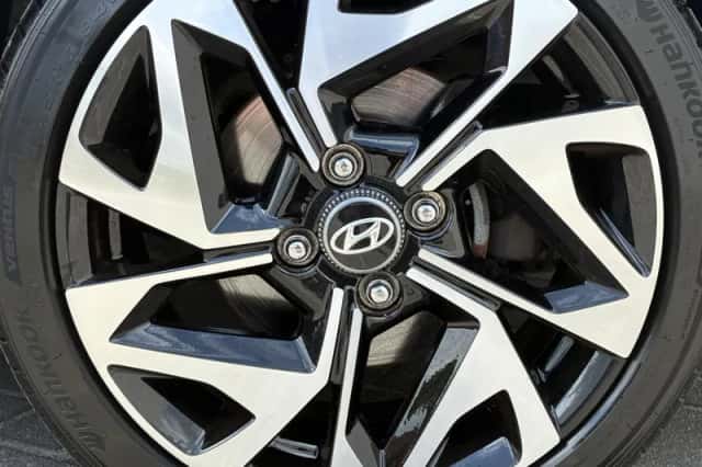 Hyundai i10 (2021) thumbnail 4