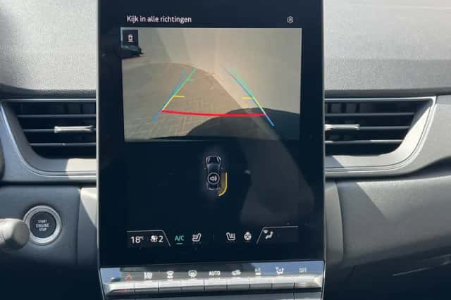Renault Captur (2025) thumbnail 5