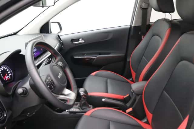 Kia Picanto (2022) thumbnail 4