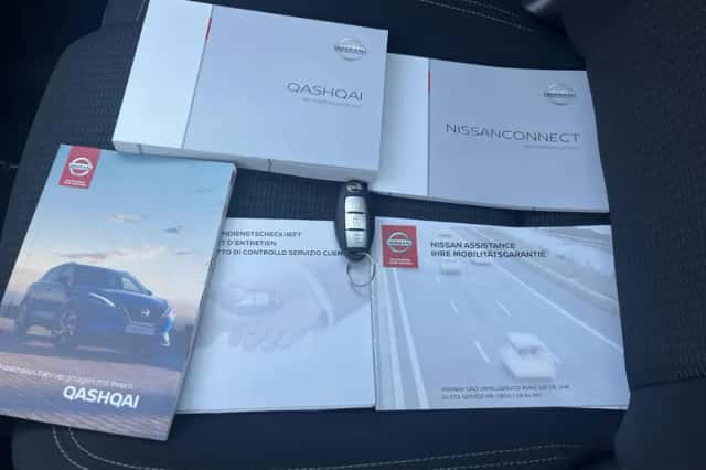 Nissan Qashqai (2021) thumbnail 4