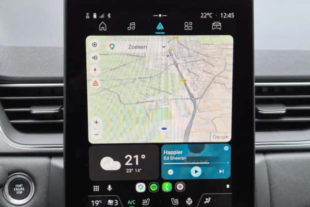 Renault Captur (2025) thumbnail 5