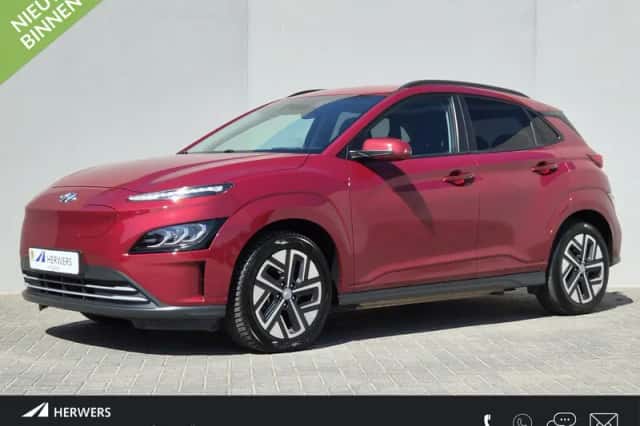 Hyundai Kona (2023) thumbnail 1