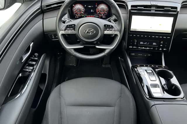 Hyundai Tucson (2023) thumbnail 2