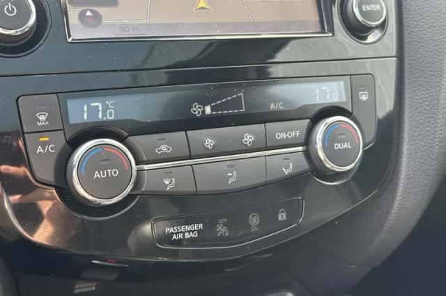 Nissan Qashqai (2019) thumbnail 4