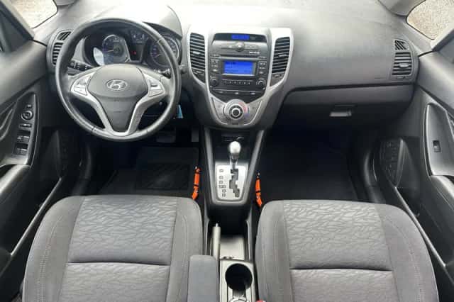Hyundai ix20 (2011) thumbnail 2