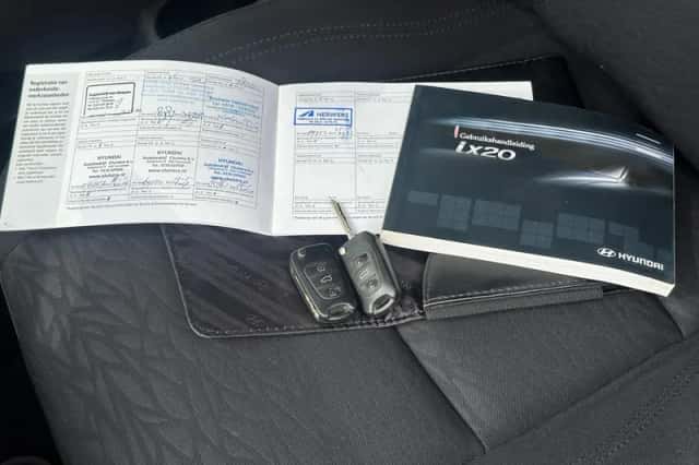Hyundai ix20 (2011) thumbnail 5