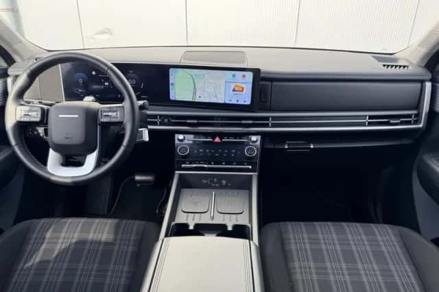 Hyundai Santa Fe (2025) thumbnail 2