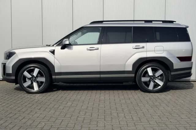 Hyundai Santa Fe (2025) thumbnail 5