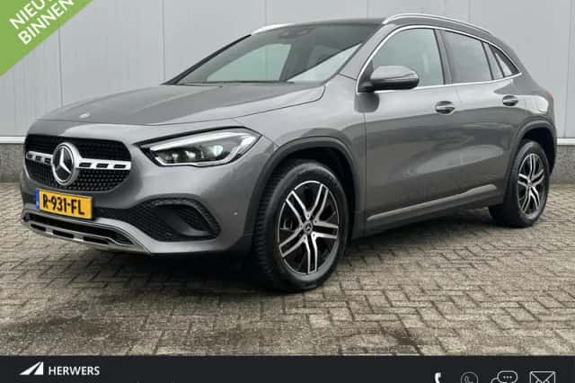 Mercedes-Benz GLA (2022) thumbnail 1