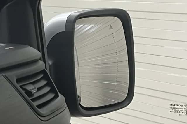 Renault Trafic (2025) thumbnail 32