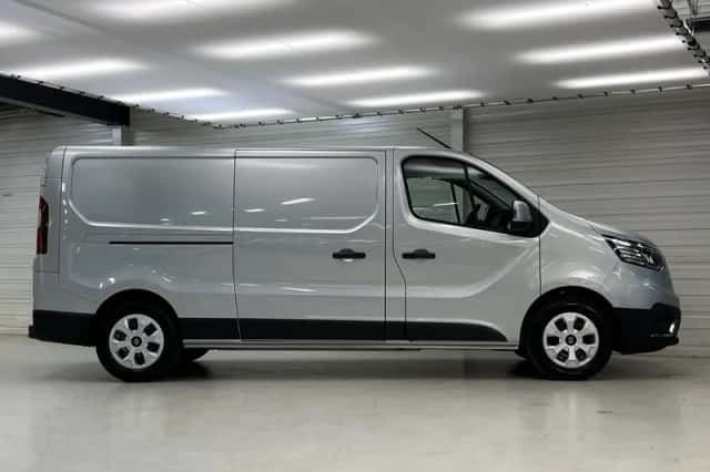 Renault Trafic (2025) thumbnail 9