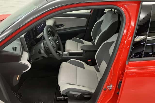 Nissan Micra (2025) thumbnail 7